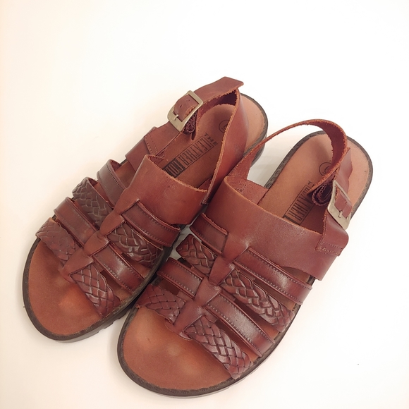 the leather collection sandals